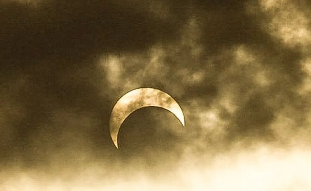 Eclipse Solar Anular em Natal-RN  Foto: Alexandre Lago